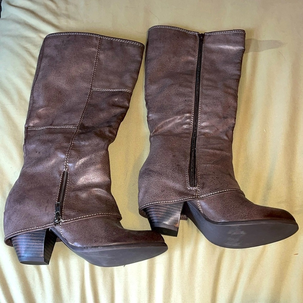Never worn brand new boots